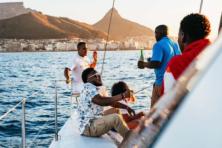 Cape Town: Sunset Catamaran Cruise on Table Bay with Bubbles - Meeting the boat at the V&A Waterfront