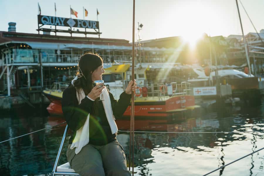 Cape Town: Sunset Champagne Cruise and 3-Course Dinner - Why this sunset cruise works so well in Cape Town