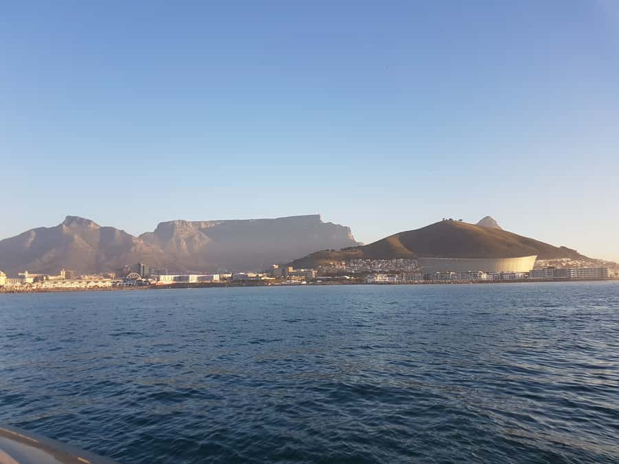Cape Town: Sunset Cruise from V&A Waterfront with Bubbly - Is $38 good value for 90 minutes?