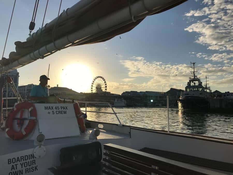 Cape Town: Sunset Cruise from V&A Waterfront with Bubbly - Turning through Granger Bay beneath Table Mountain