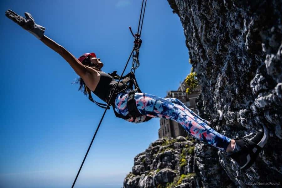 Cape Town: Table Mountain Abseiling Experience - The 112-meter descent