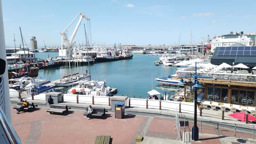 Cape Town: Table Mountain and Robben Island Tour - Two Cape Town icons in one carefully packed day