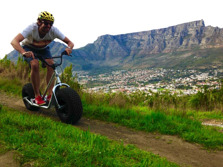 Cape Town: Table Mountain Gravity Scooter Tour - First run: Signal Hill down toward Bo-Kaap