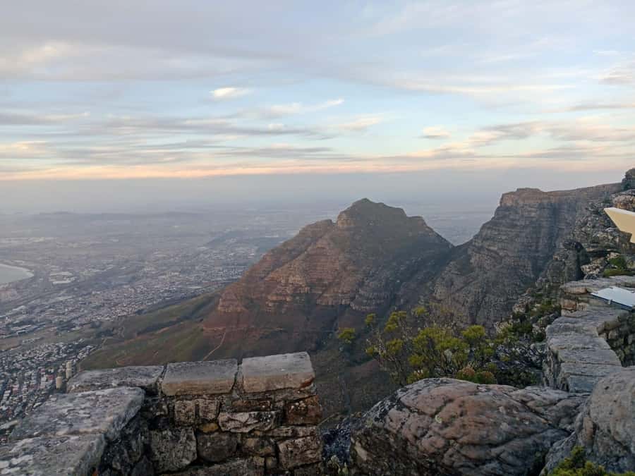 Cape Town: Table Mountain Half-Day Tour with Cable Car Ride - The 20-minute AFROGEM stop