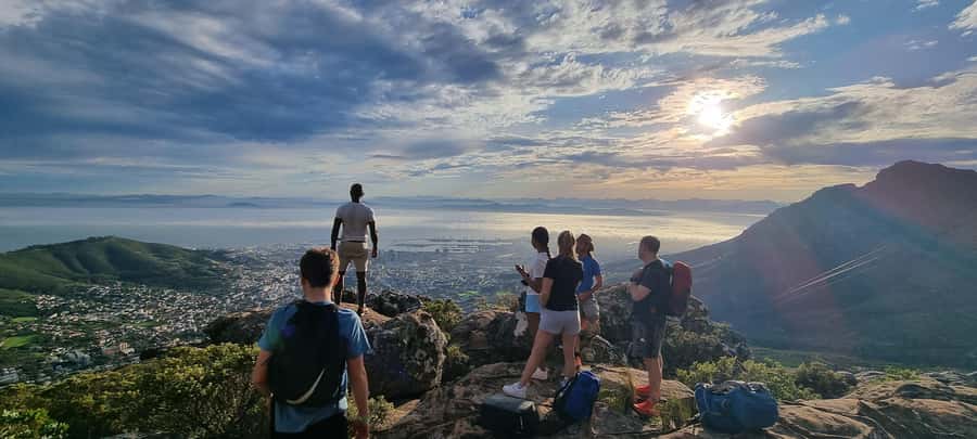 Cape Town: Table Mountain Hike with an Expert Guide - Communication and the small practical details