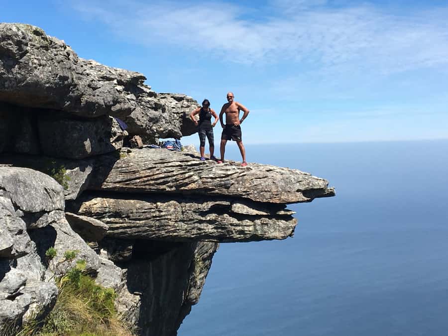 Cape Town: Table Mountain Kasteelspoort Hiking Trail - The climb rewards patience with changing views