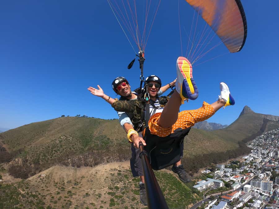 Cape Town: Tandem Paragliding Flight with the Experts - Making the most of the short flight