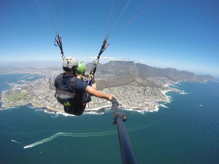 Cape Town: Tandem Paragliding with views of Table Mountain - Signal Hill to Sea Point