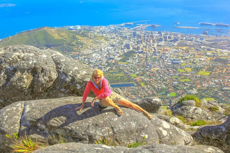 Cape Town Tour: Table Mountain, Penguins & Cape Point+Pickup - The coastal photo stops between the major sights