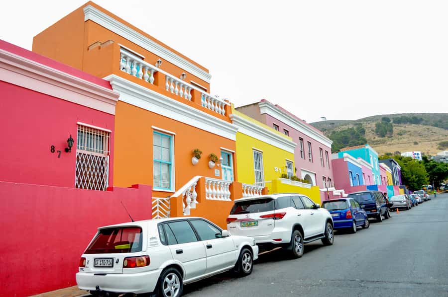 Cape Town Uncovered : Half-Day City Tour and Table Mountain - Bo-Kaap: color with substance