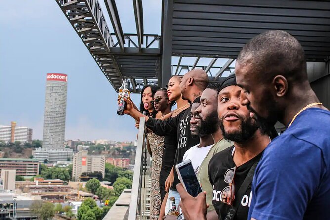 Cape Town: VIP Amapiano & Afrobeats Club-Hopping Experience - Music, dress, and the right kind of night