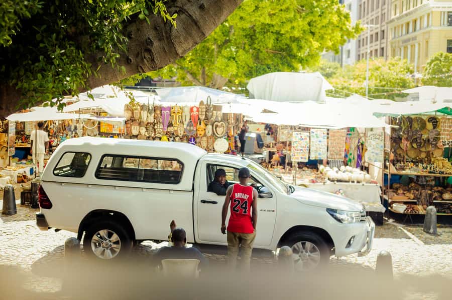 Cape Town Walking Tour: Bo-Kaap & City Highlights - What the guide adds to the walk