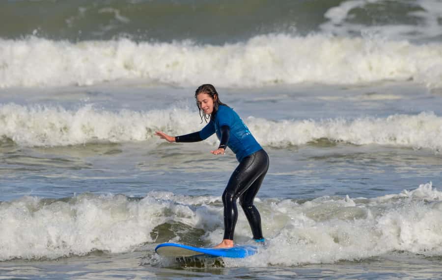 Catch your first waves in Cape Town - Starting at Big Bay with the Surf Life team
