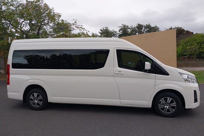 Chauffeur Drive in Cape Town - Vehicle choices for small and larger groups