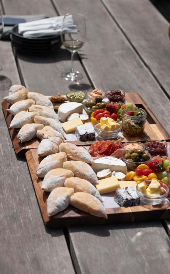 Constantia: Wine Walk with Lunch and Enchanting Stories - Why this Constantia walk feels different