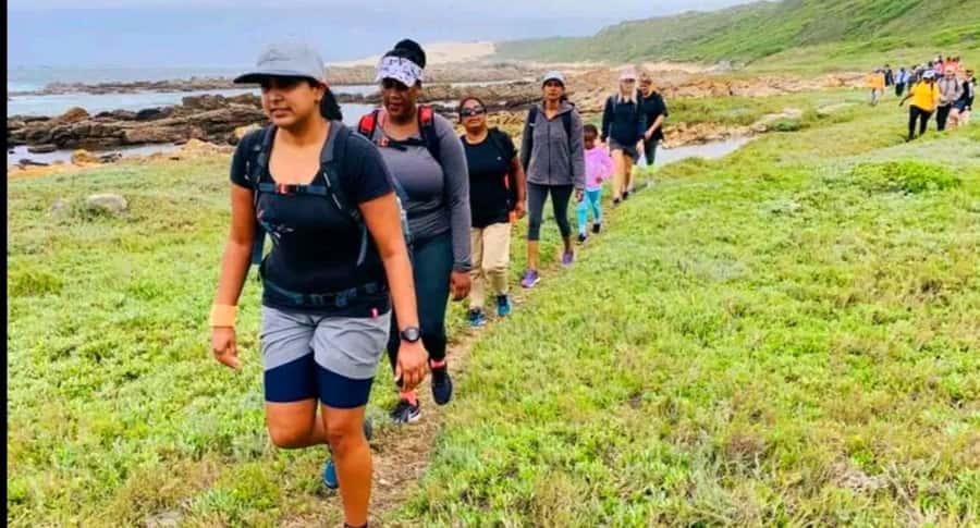 Costal Hiking Sacramento Trail: Port Elizabeth - Wildlife, plants, and what the guide adds
