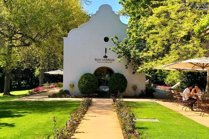 Daily Different small group WINE tour - STELLENBOSCH PICKUP only - What the guide adds to the day