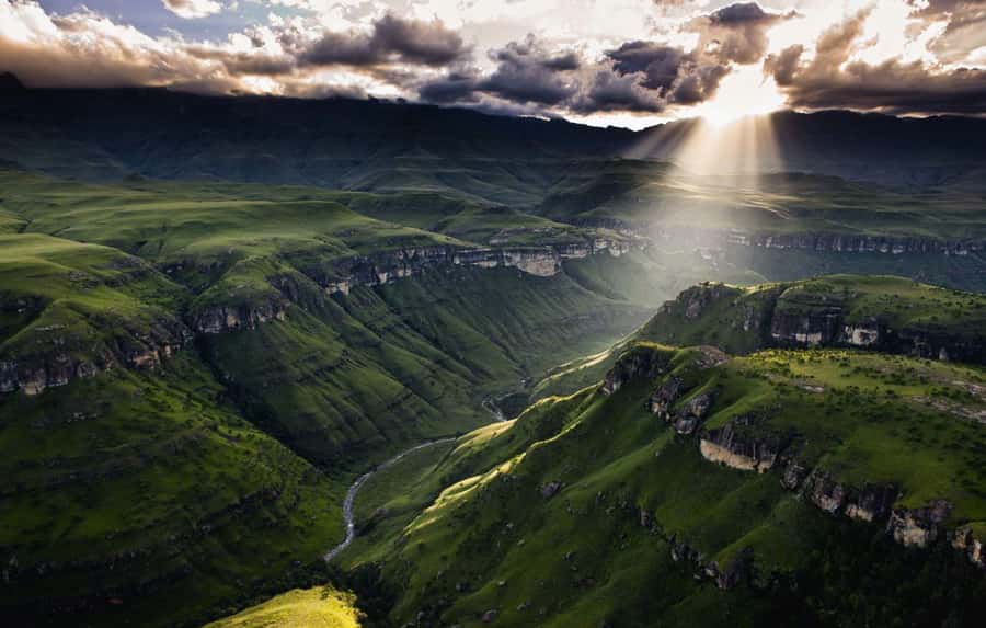 Durban: Drakensberg, Mandela Capture Site and Howick Falls - Lunch, clothing, and what to pack