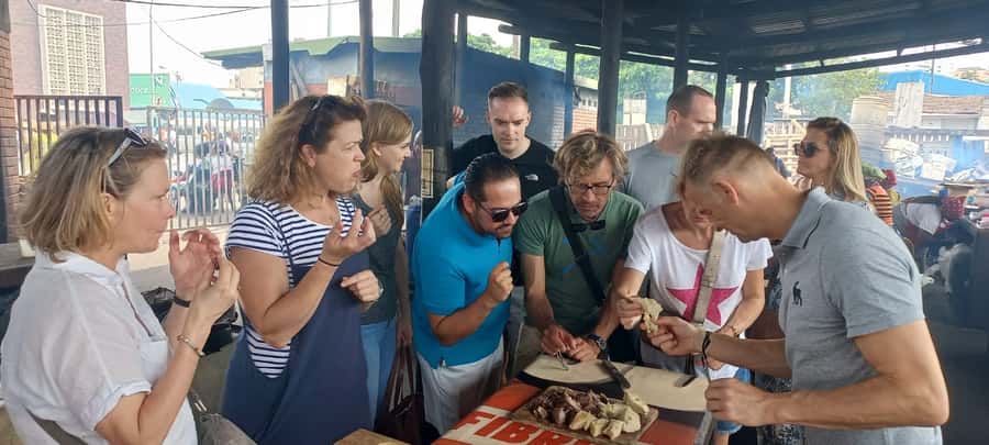 Durban: Local Markets and Culture Guided Walking Tour - The 15-minute combi ride is part of the lesson