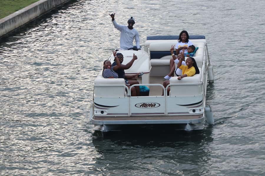 Durban Point Waterfront: Luxury Canal Boat Cruise - Should you book the Durban canal cruise?