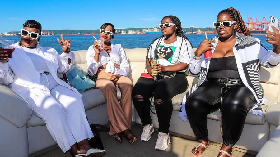Durban: Pontoon Boat Harbor Cruise - Watching a working harbor in action