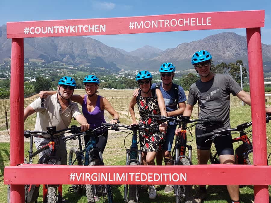 Franschhoek: E-bike Tour with Wine Tasting and Lunch - Time in Franschhoek before the vehicle return