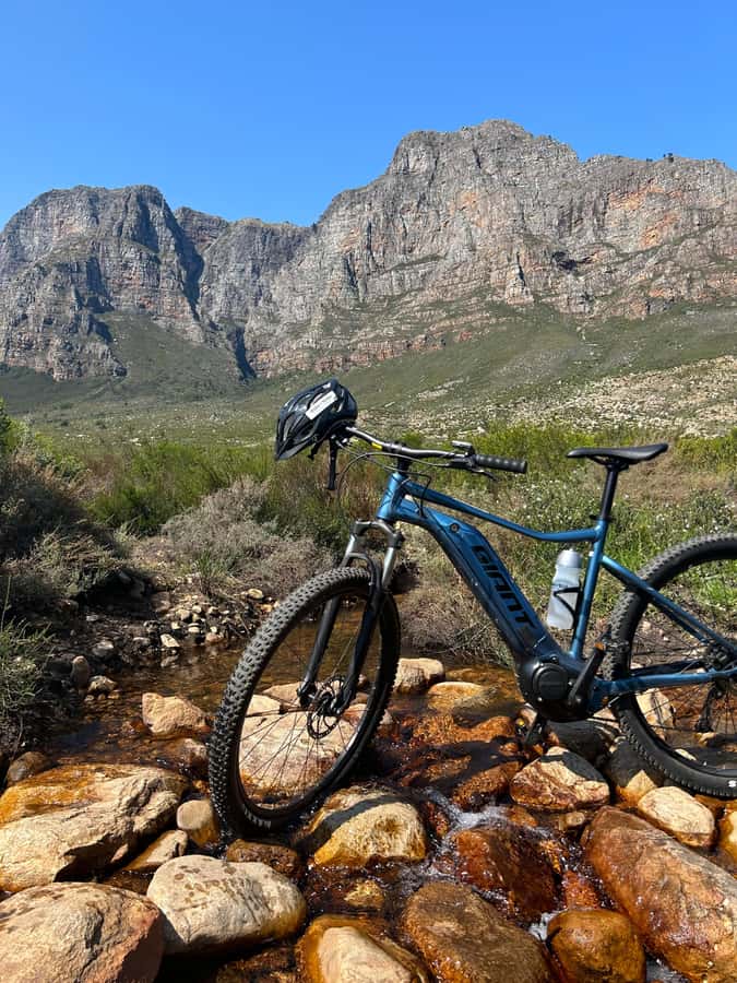 Franschhoek: Private E-bike Ride & Wine Experience - Lunch at Mont Rochelle Country Kitchen
