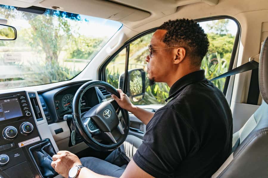 From Cape Town: Full Day Winelands Tour with wine tastings - What the small minibus changes