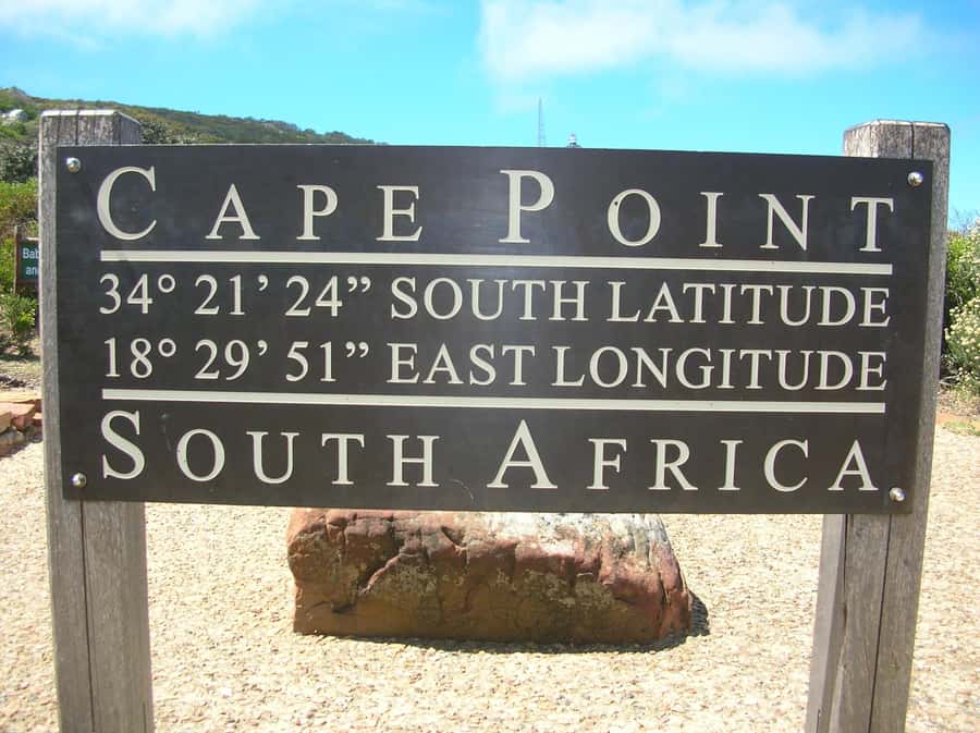 From Cape Town: Half Day Cape Point & Penguins Tour - Cape Point Nature Reserve brings wildlife into the trip