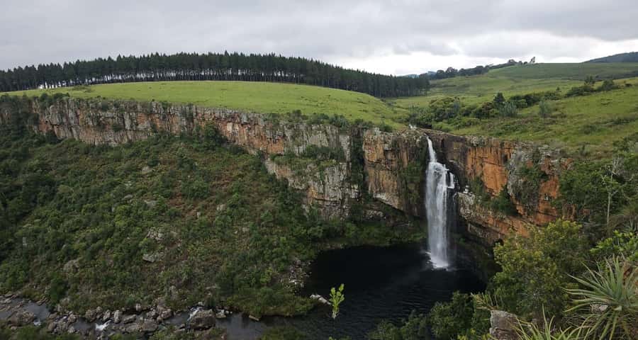 From Hazyview: Full Day Panorama Tour - The Three Rondawels and Blyde River Canyon