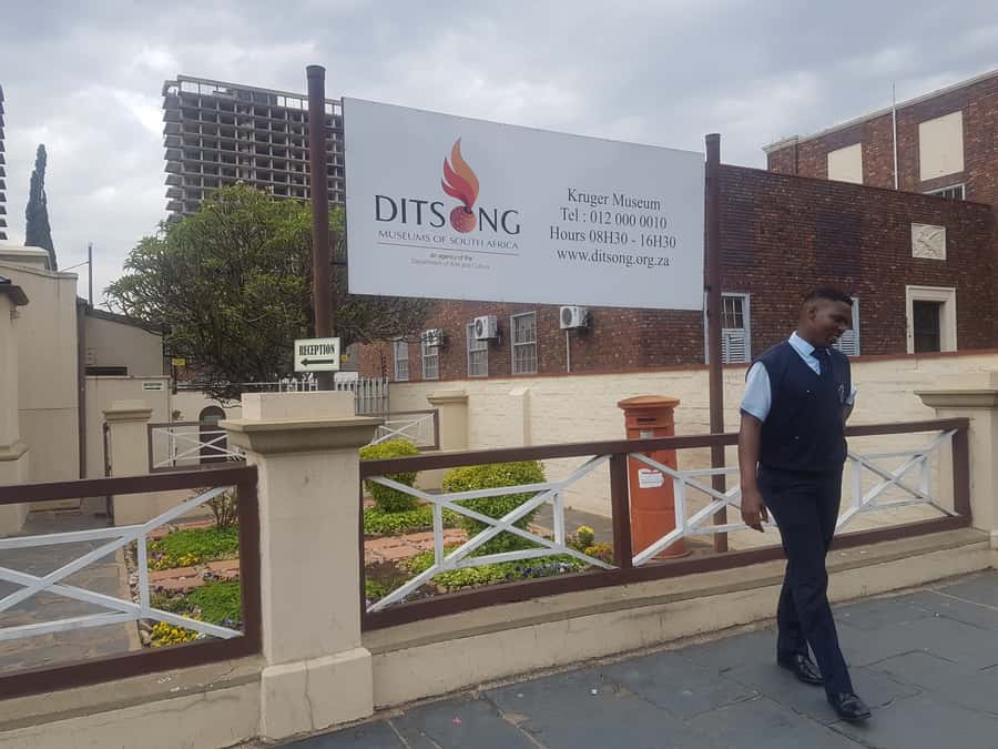 From Johannesburg: Pretoria Half Day Tour - How the guides shape the day