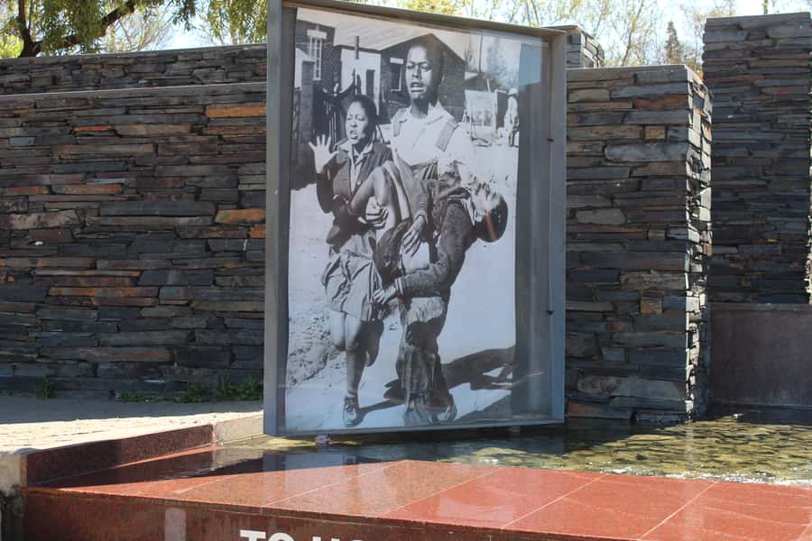 From Johannesburg: Pretoria, Soweto & Apartheid Museum Tour - The Union Buildings and views over Pretoria