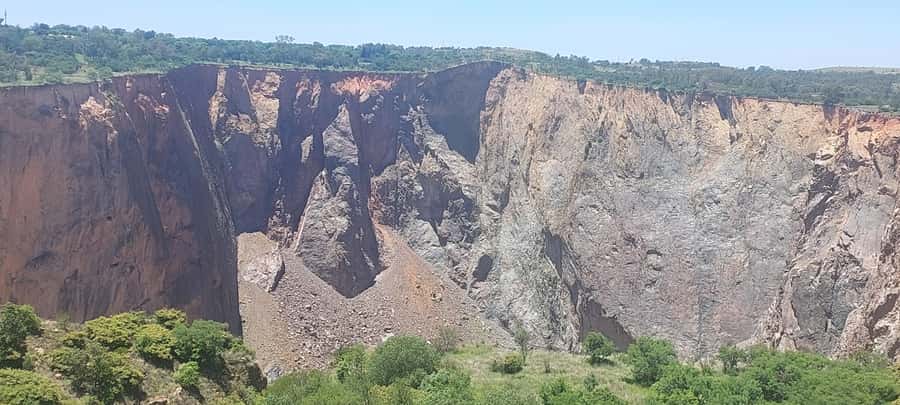 From South Africa Joburg: Pretoria City Half Day Tour - The ride from Johannesburg to Pretoria