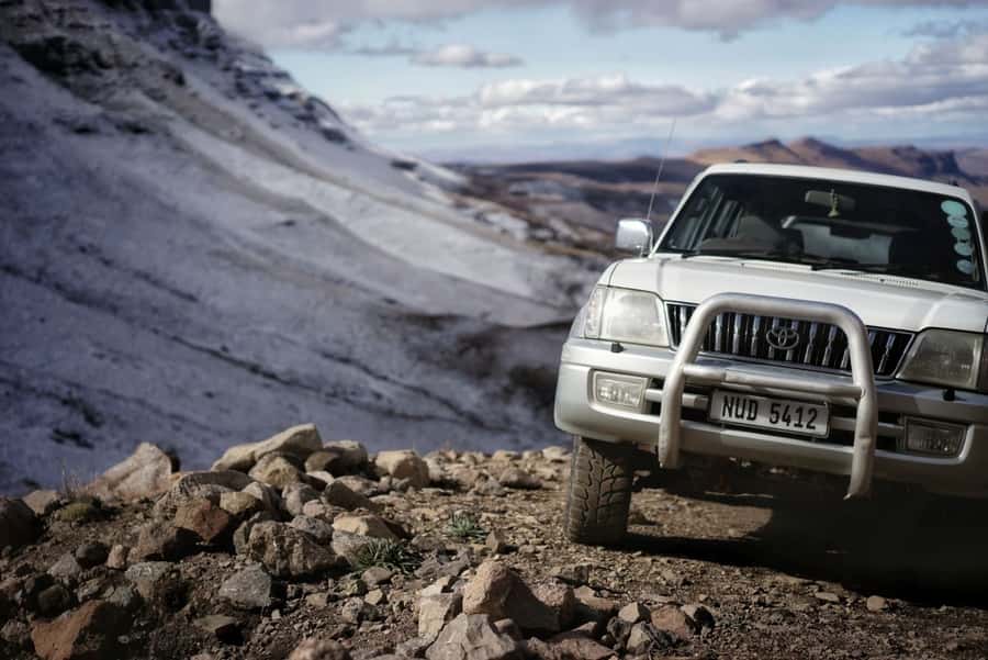 From Underberg: 4x4 Sani Pass Tour and Basotho Village Visit - Lunch in the highlands, at your own cost