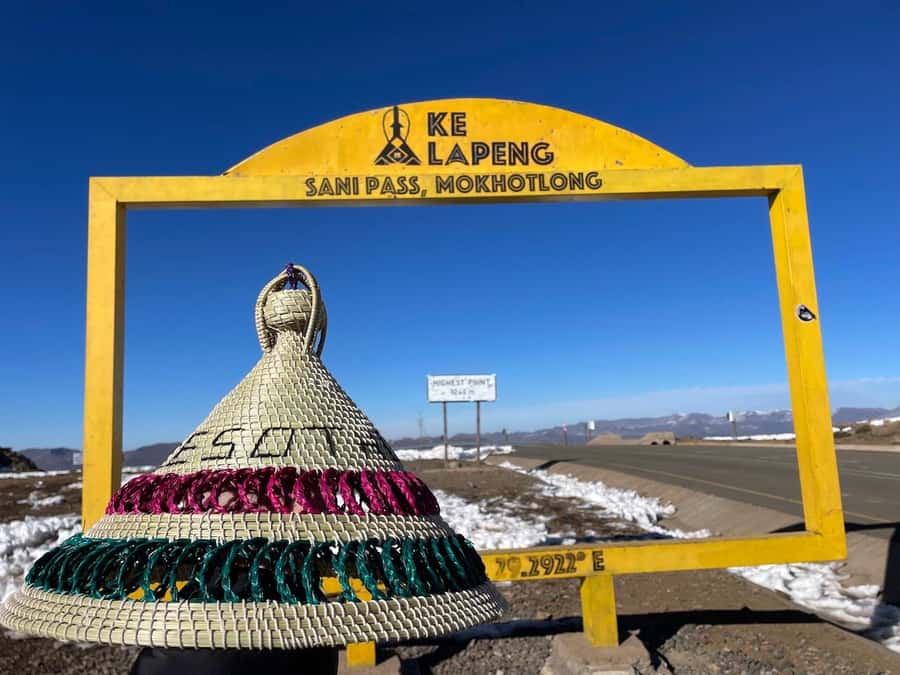 From Underberg: Extended Lesotho Day Tour - 9.5hrs - The viewpoint and the first Basotho homestead