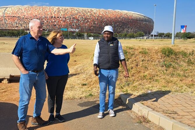 Full-Day Soweto, Apartheid Museum and Lunch Tour - Vilakazi Street and Mandela House
