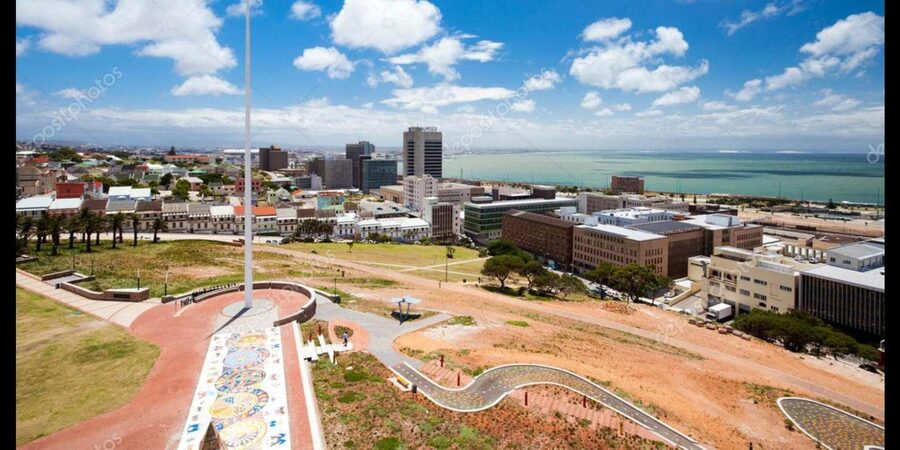 GQ: City Walking Tour & African Cuisine Cooking Class - Choosing the cooking class option