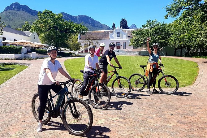 Guided Bike Tour of Stellenbosch - Botanical gardens, river routes, and university life