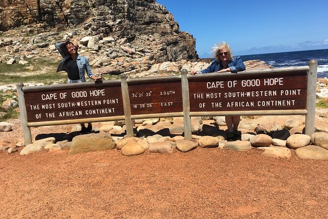 Half day am or pm Boulders Beach & Penguins with visit to Cape Point Great tour - Guides and the human side of the trip