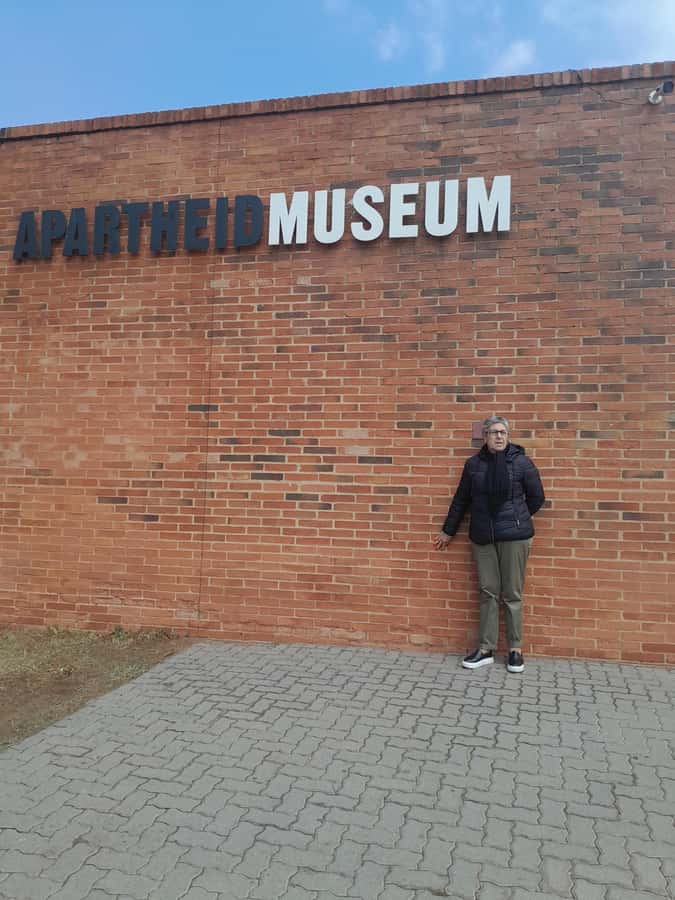 Half Day Private Soweto and Apartheid Museum tour - What the private vehicle adds
