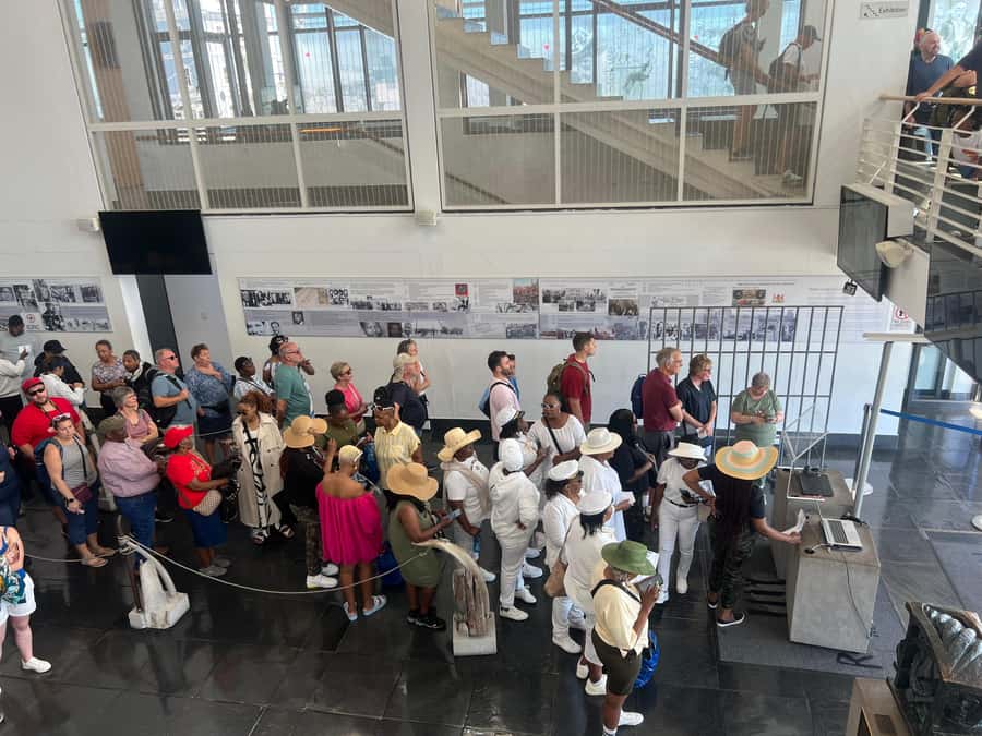 Half Day Tour to Robben Island with Pre-Booked Ticket - What the four-hour schedule really gives you