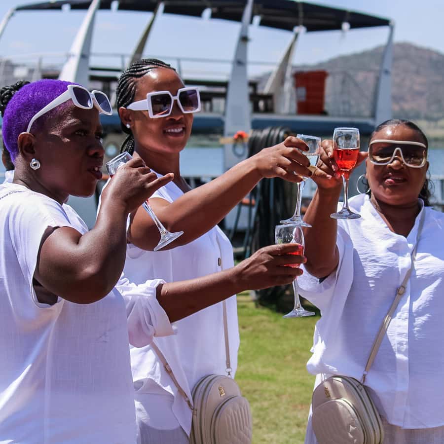 Hartbeespoort Dam: 1 Hour Standard Scenic Boat Cruise - From Pecanwood Estate to the Islands