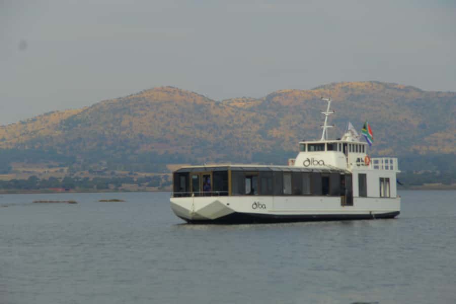 Hartbeespoort Dam: The Luxury Alba Boat Cruise with Food - Key points to know before boarding