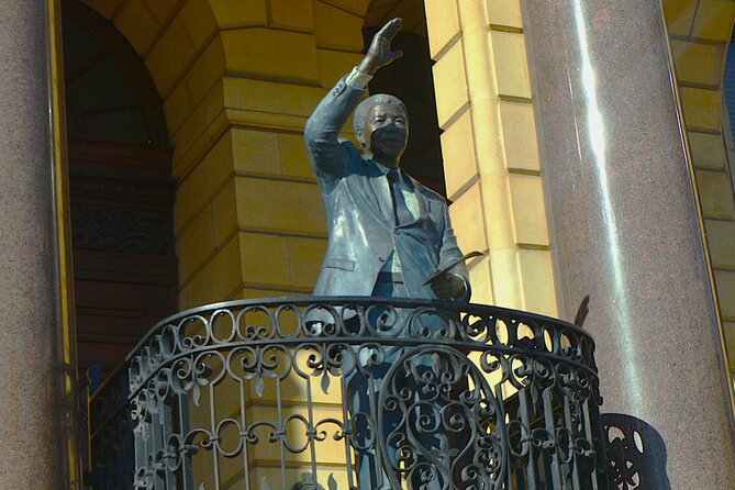 Heritage City Highlights: A Half-Day Cultural Journey - Lunch and free time at the V&A Waterfront