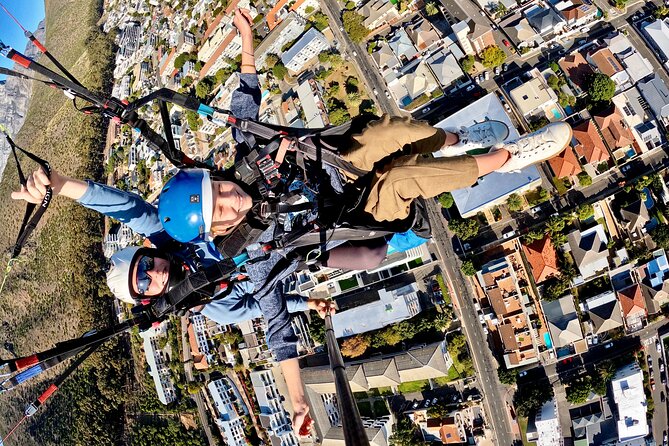Hi5 Tandem Paragliding Cape Town - The free return shuttle is a small but useful benefit