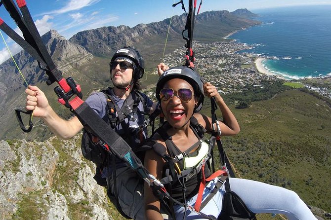 Hi5 Tandem Paragliding Cape Town - Signal Hill gives you the city and Atlantic coast