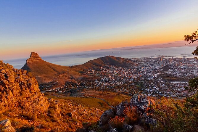 Hiking Table Mountain via India Venster Morning Hike - The steeper section, chains, and easy scrambling