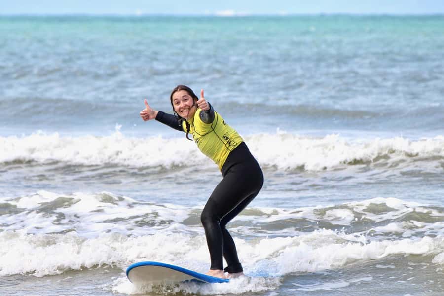 Jeffreys Bay: Learn to Surf Group Lesson - The final water practice and first ride