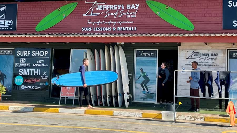 Jeffreys Bay: Private Surfing Lesson for Beginners - Moving into waist-deep water