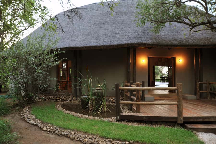 Johannesburg: 2-Day 4-Star Pilanesberg Safari - Day two: coffee before sunrise